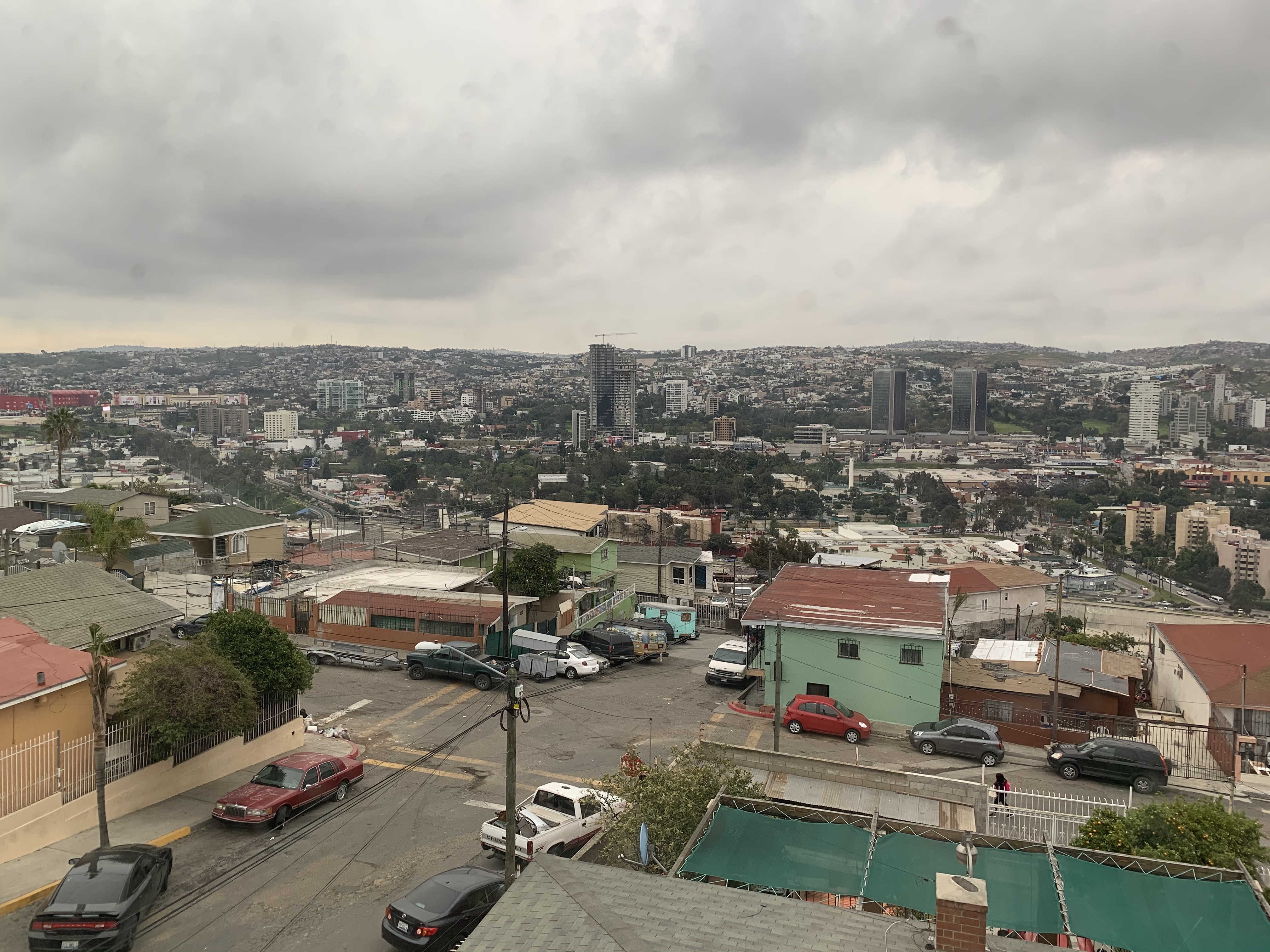 This image has an empty alt attribute; its file name is tj-1.jpg